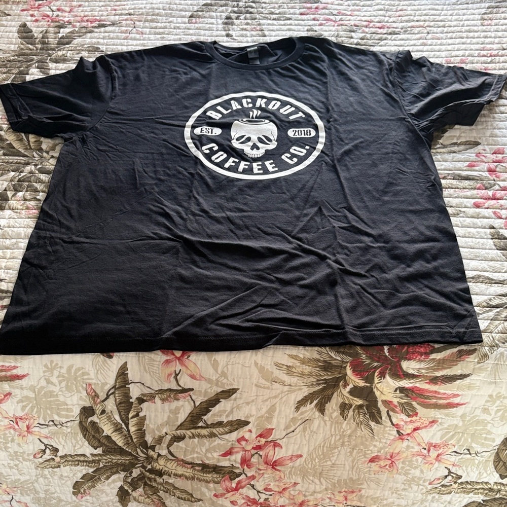 Brand new men’s T-shirt, size double XL
